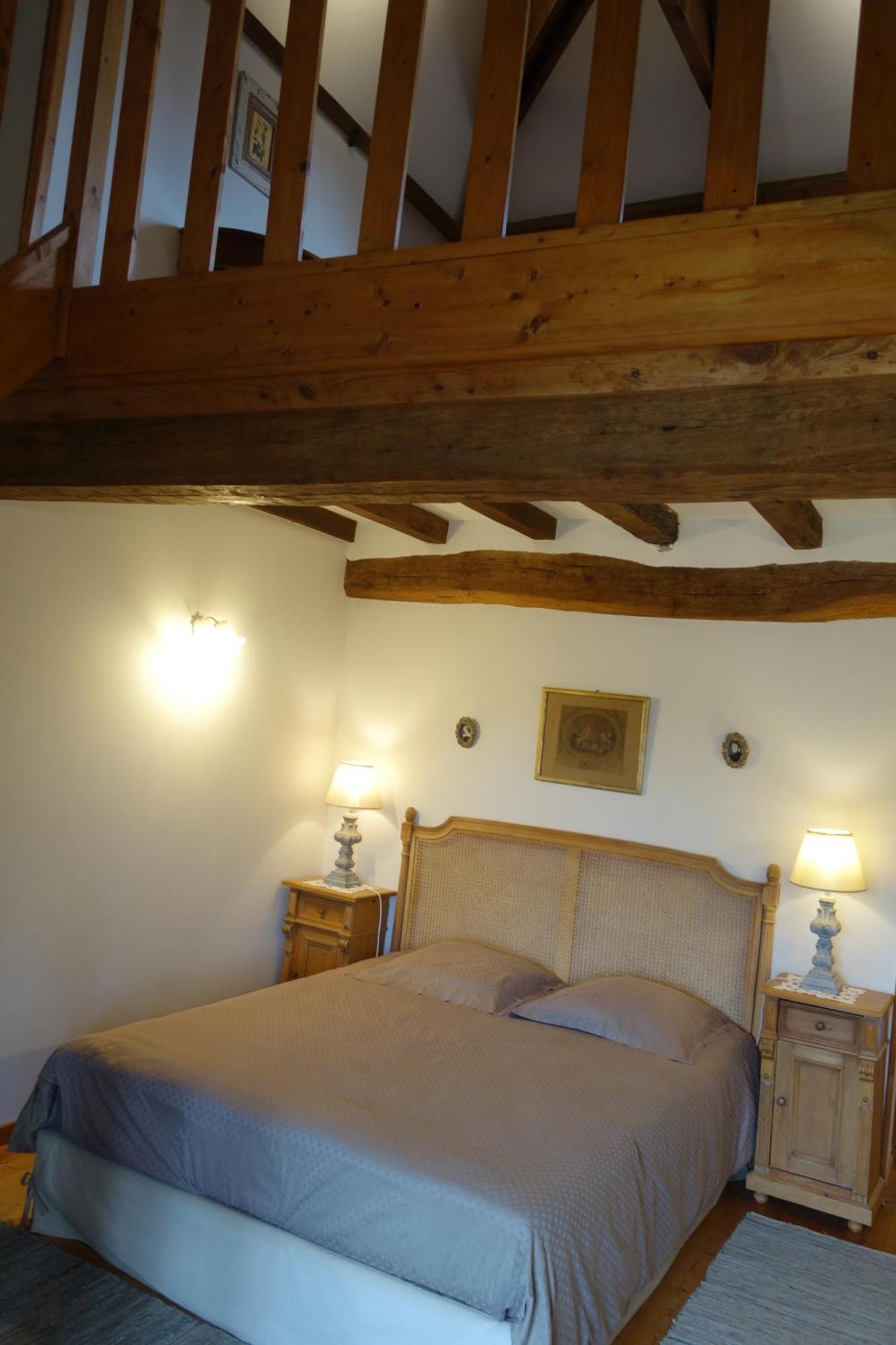 مبيت وإفطار فالوجنيس Manoir De Savigny الغرفة الصورة